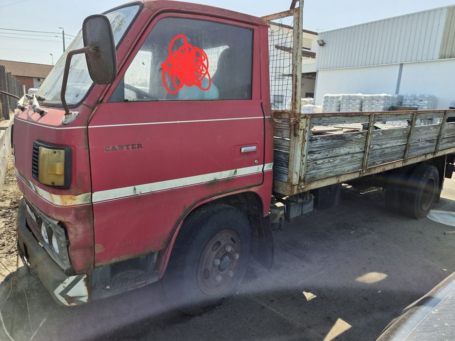 Mitsubishi Canter  antiga