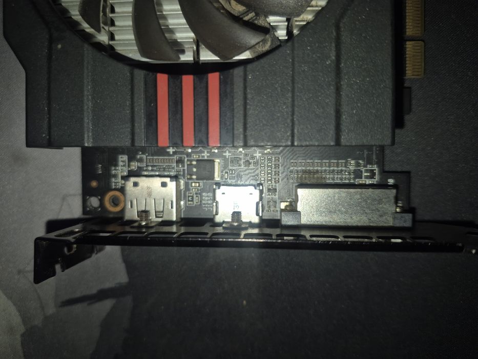 Rx580 продаю потомучто надо купить новую