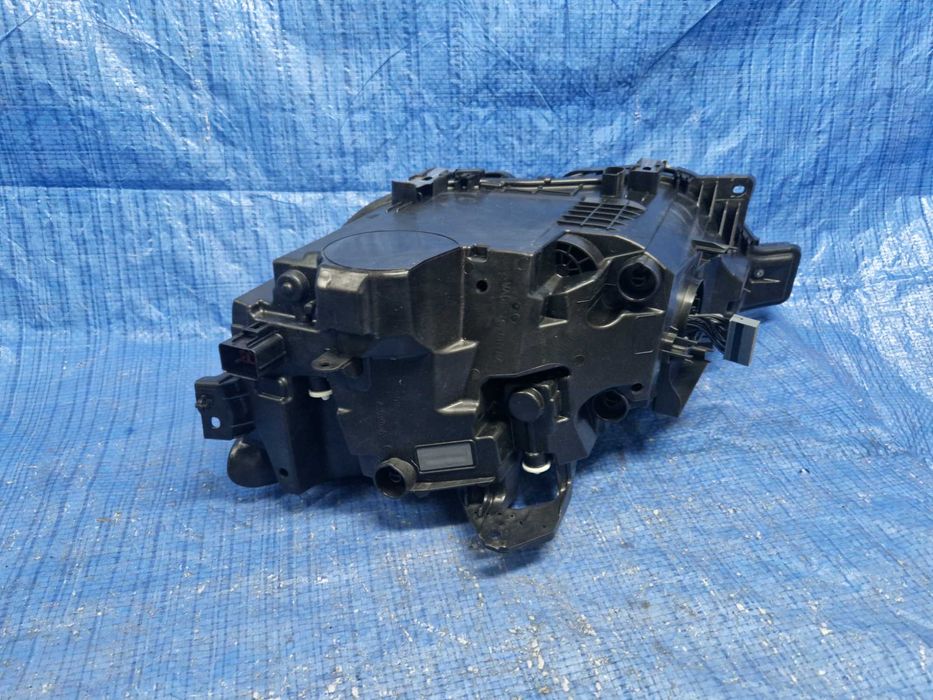 Volvo XC60 II lampa reflektor Prawa Full LED  Oryginał Idealna Europa