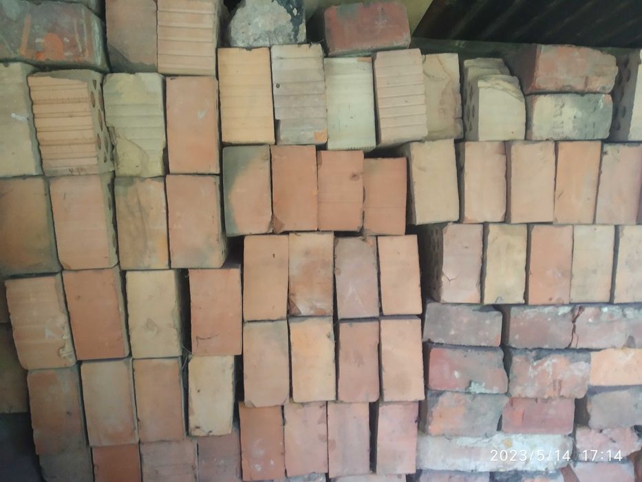 Do sprzedania cegła gr. 0,60 cm, cena: 0,50 zł/szt