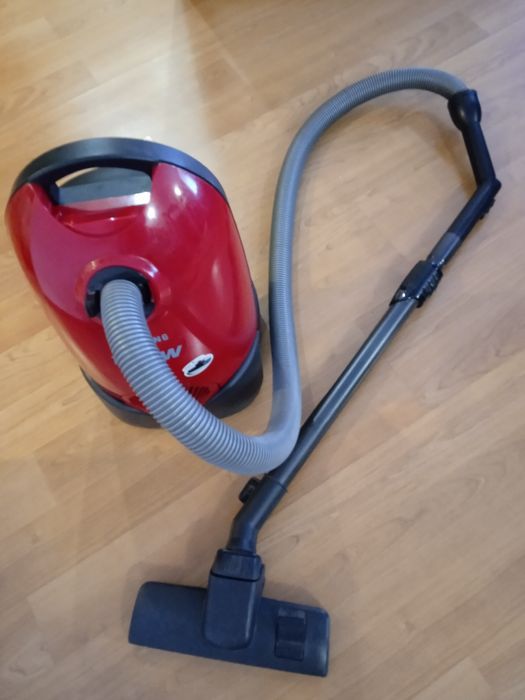 Продам пылесос Samsung 1500