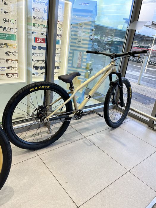Bike commencal absolut 2021