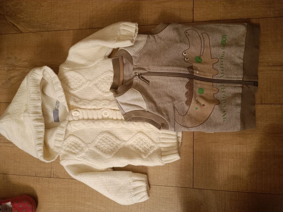 Sweterek/kamizelka 62