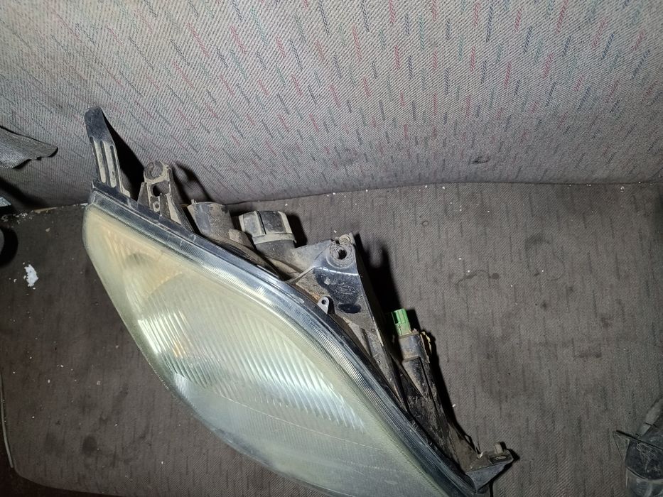 Lampa lampy przód lewa prawa Ford Fiesta MK5 02- oryginał komplet