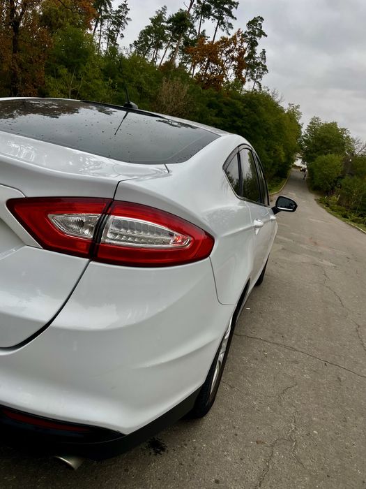 Продам Форд Фюжен