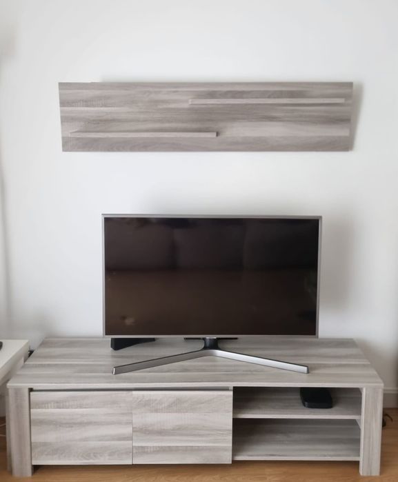 Conjunto móvel de TV e Prateleira