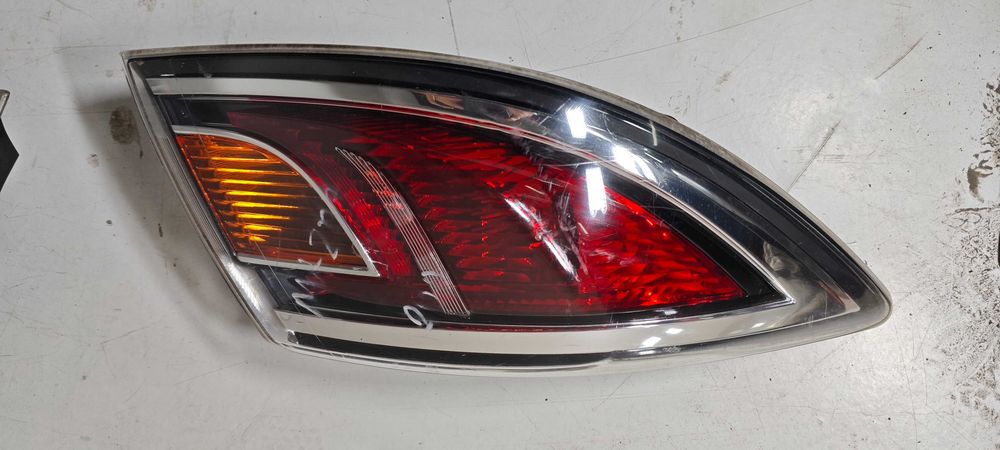 MAZDA 6 GJ SEDAN 2012-2015 ROK Lewa i Prawa Lampa lewy i prawy tył
