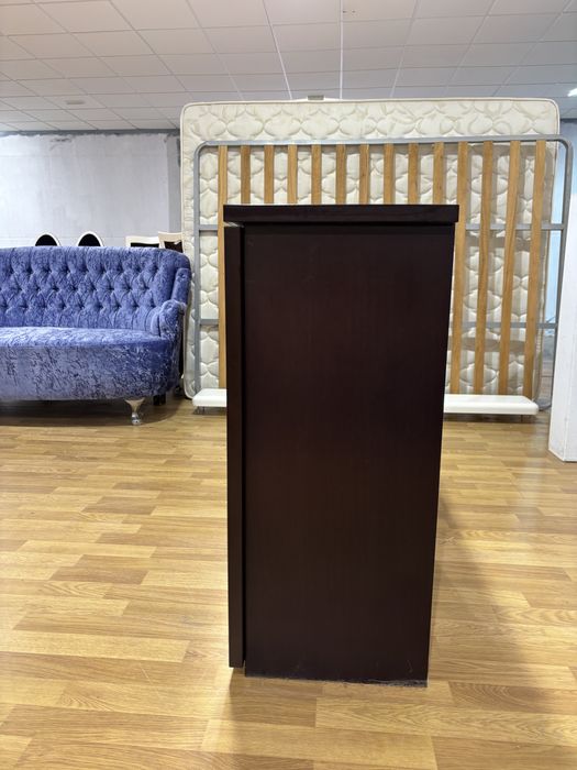 Sapateiras / armario de sala