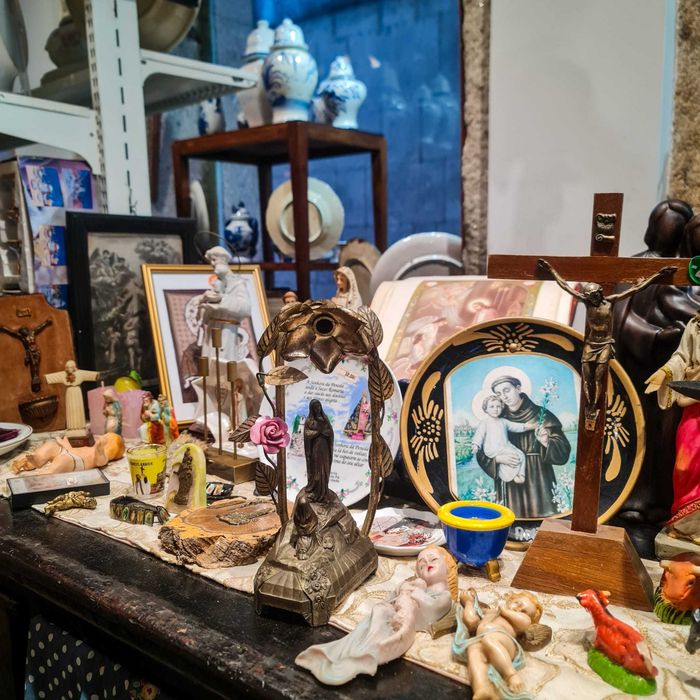 Escultura Religiosa “Aparição de Lourdes” Metal Prateado–França |26 cm