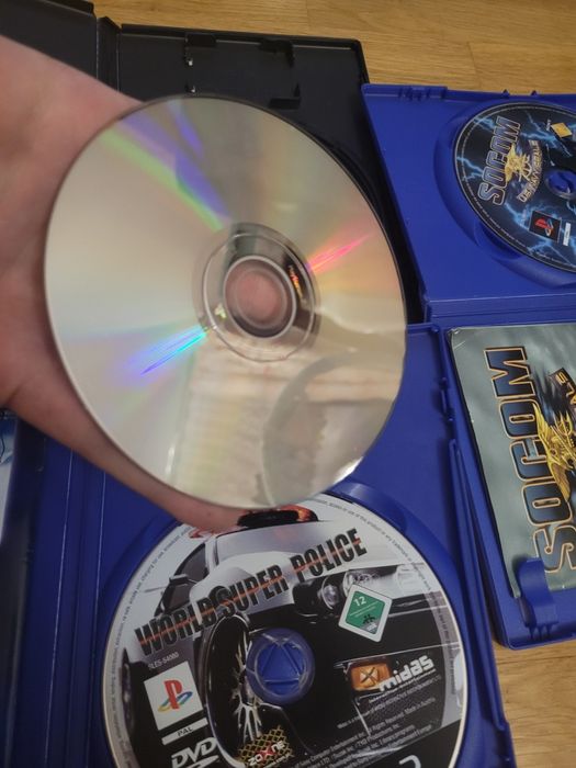 3 Gry na PS2 Red Faction, Socom, World Super Police