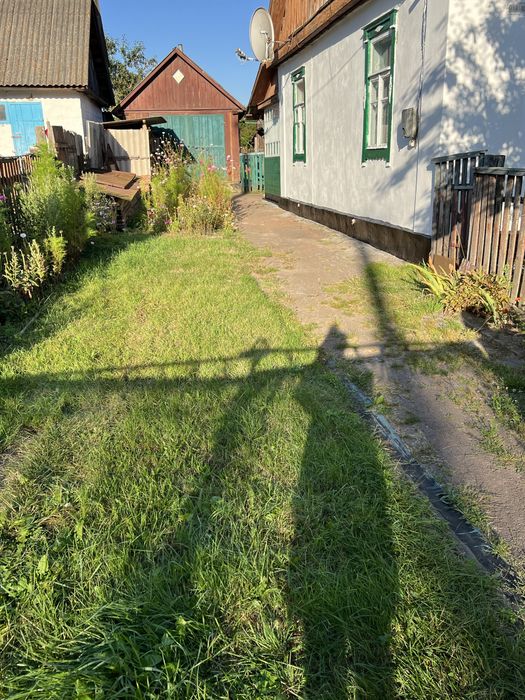 Будинок в селі Ушомир