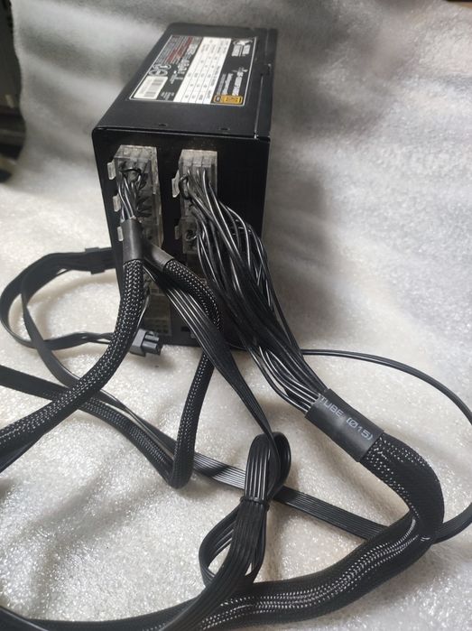 Блок живлення Super Flower SF-1000F14MG 1000W 80Plus GOLD 2*8PIN GPU