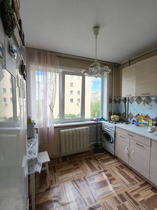 Продам 3-ну квартиру пр Романа Шухевича
