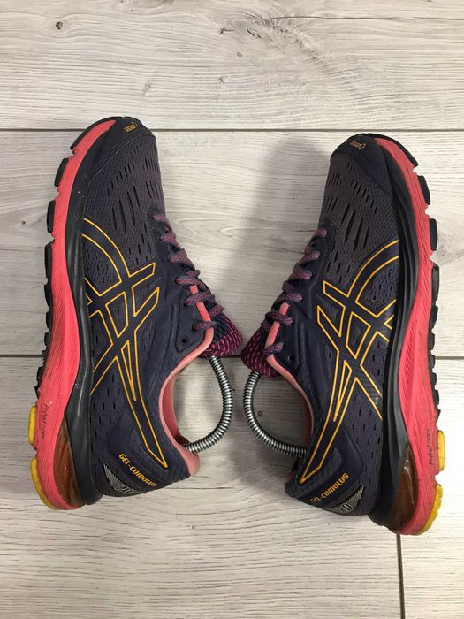 Buty trekkingowe ASICS Gel-Cumulus rozm. 39 gore-tex