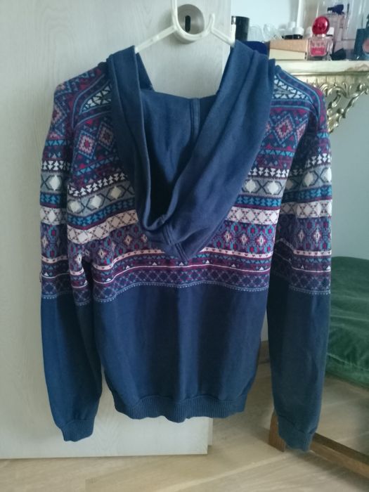 Gruby, bardzo ciepły kolorowy sweter