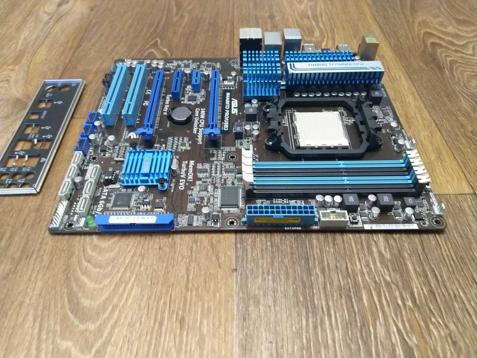Asus M4A89TD PRO/USB3 (sAM3, AMD 890FX )