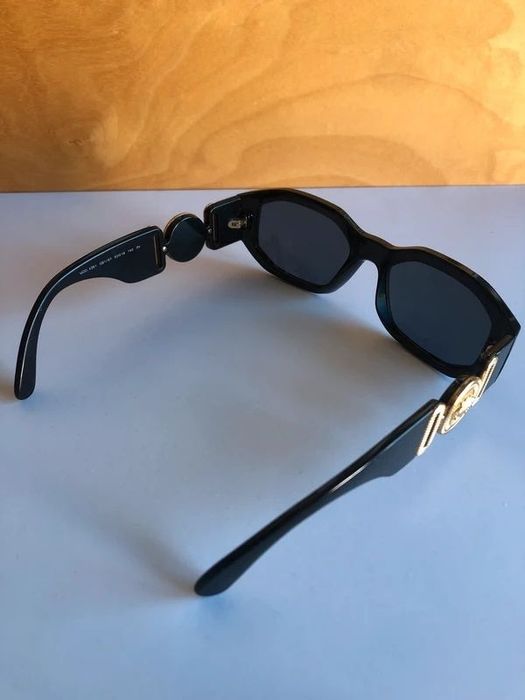 Oculos versace medusa