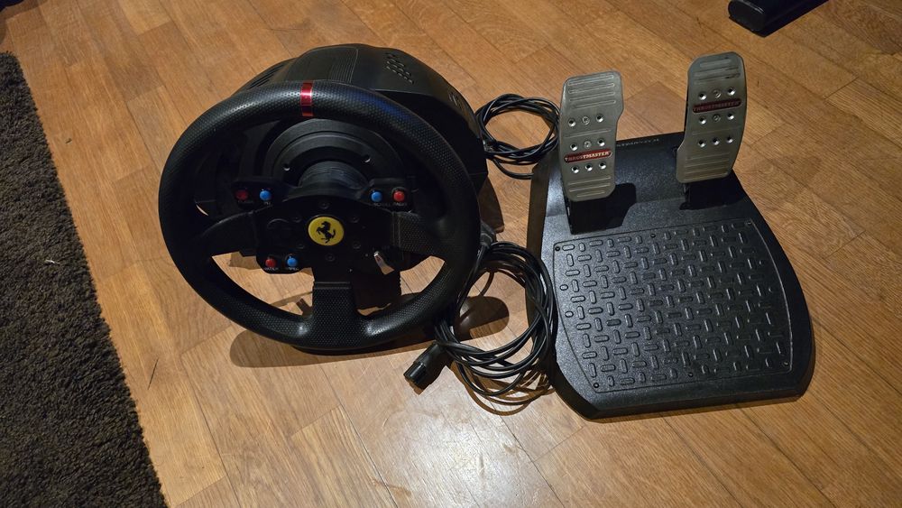 Thrustmaster T300 Ferrari