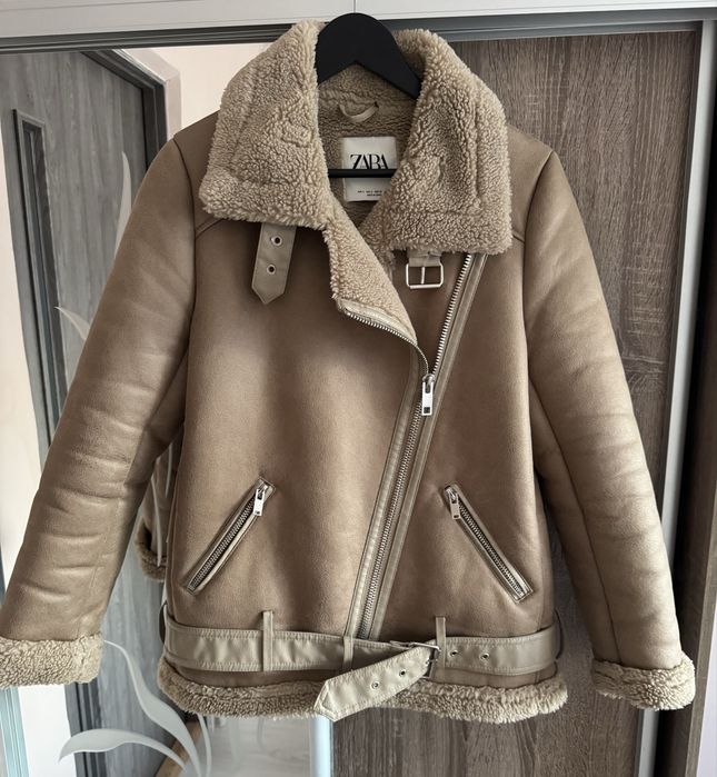 Дублянка жіноча бежева авіатор Zara, розмір S