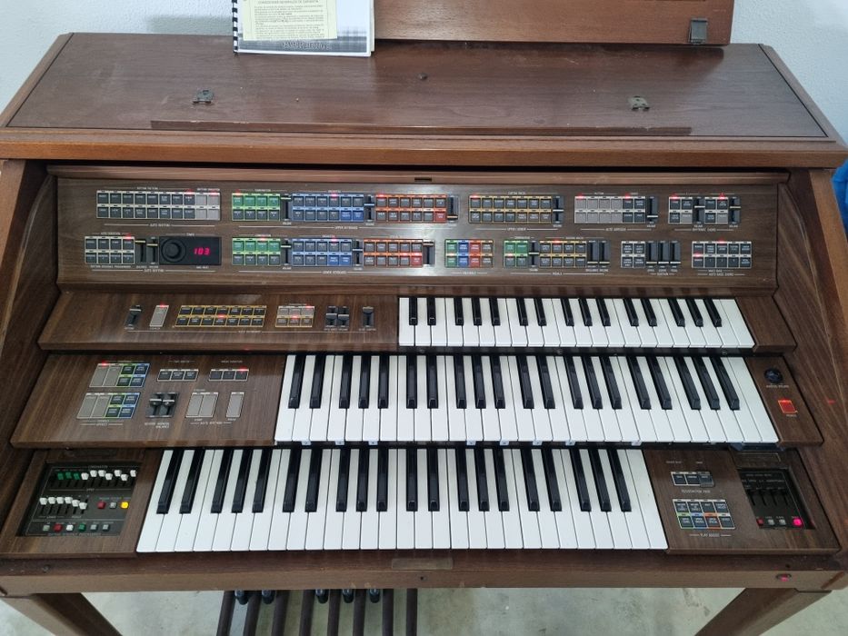 Órgão Yamaha - Hazem