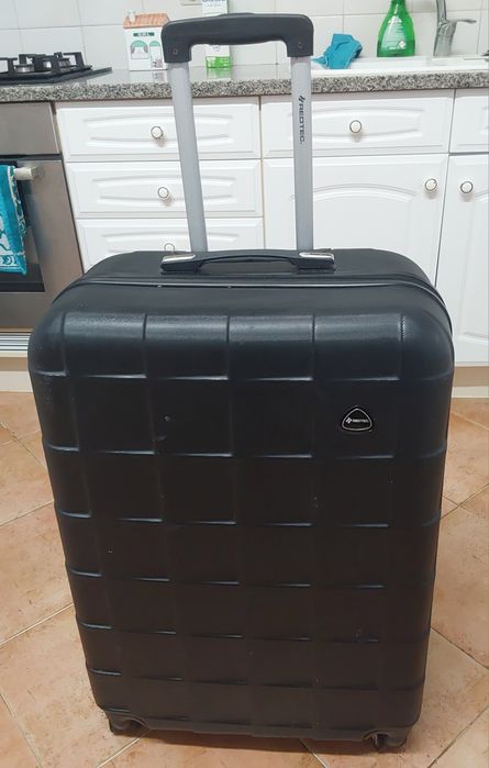 MALA DE VIAGEM DE PORÃO 23KG E 4 RODAS.Casa,Férias,Mudanças,Quarto.