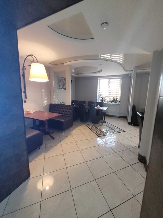 Приміщення діючого ресторану, м. Радехів