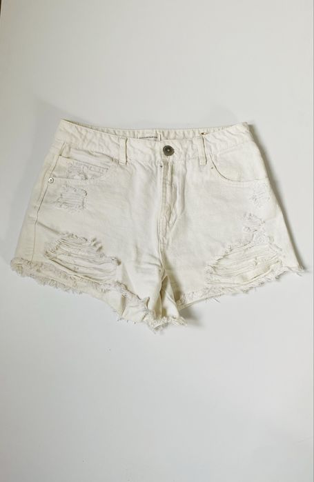 Reserved białe szorty jeansowe 34