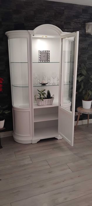 Witryna kredens drewniany stan perfekcyjny