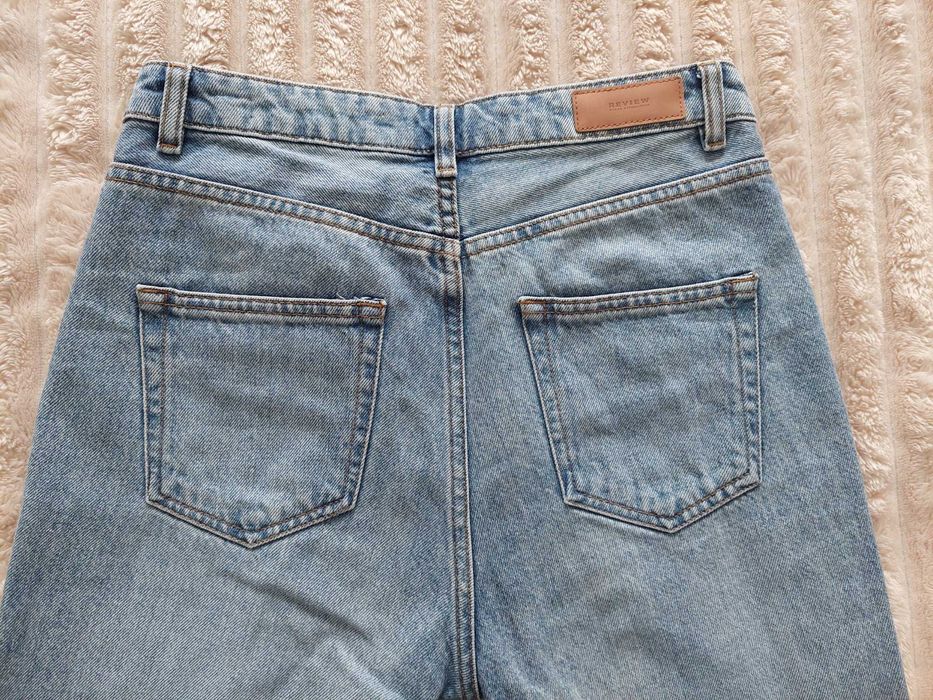 Джинсы женские Review mom