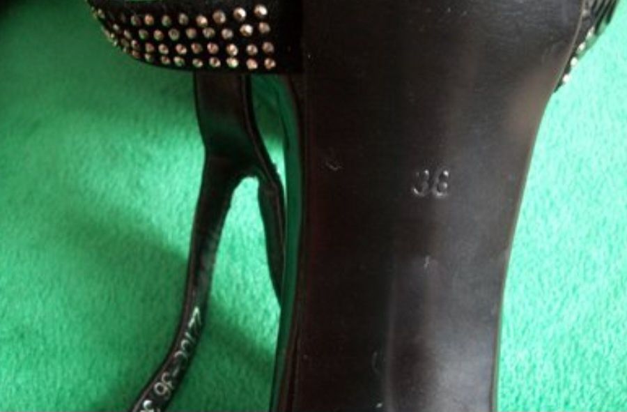 Босоножки женские. Стильные, удобные, на каблуке. Размер 38