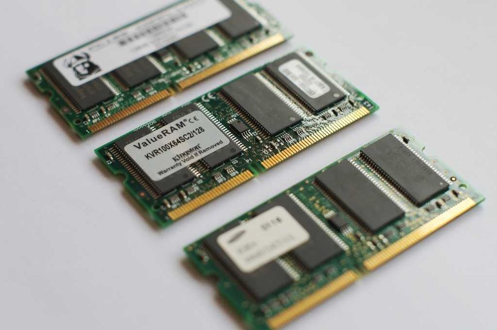 Memórias para portátil 128Mb pC100