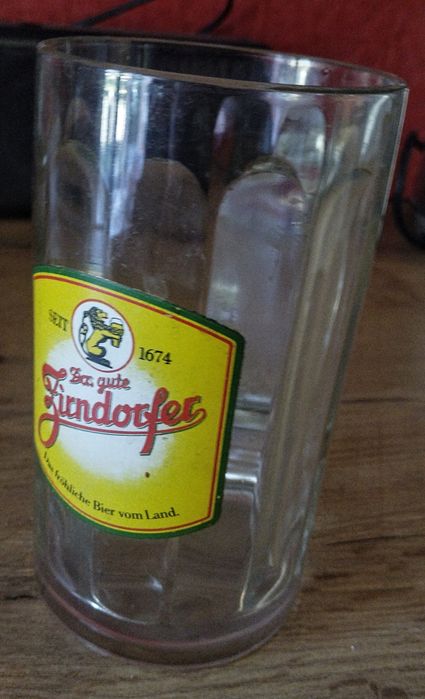 Szklany kufel do piwa 0,5l
Das gute Zirndorfer, 
schönes LOGO au