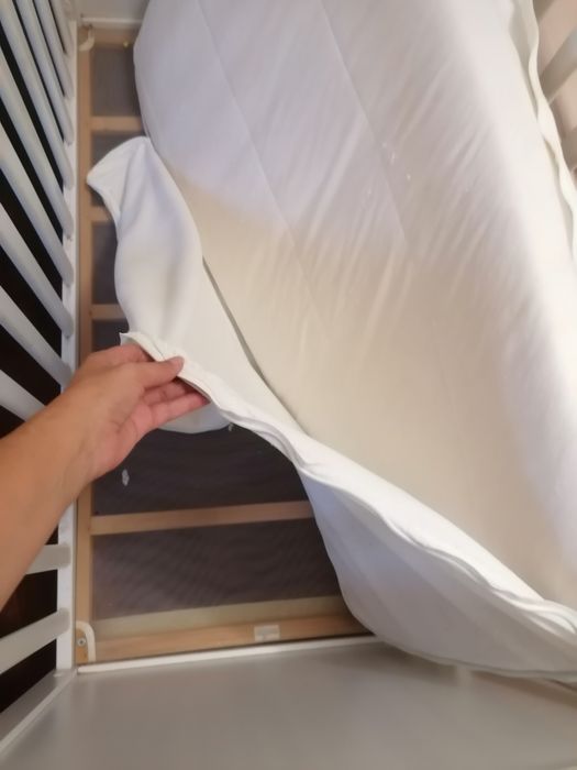 Berço IKEA com colchão