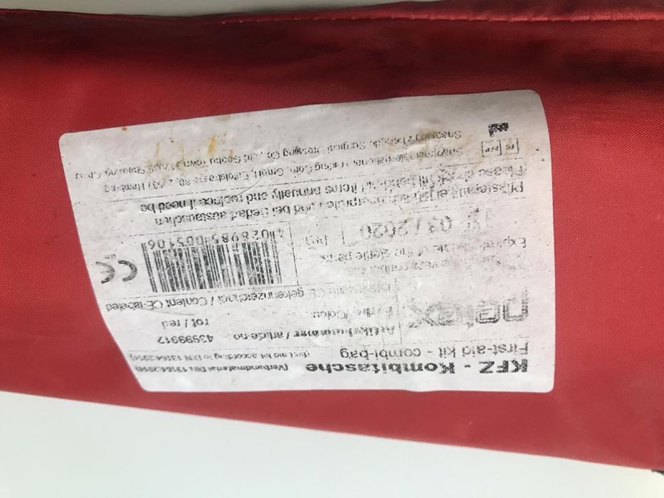 Аптечка автомобільна