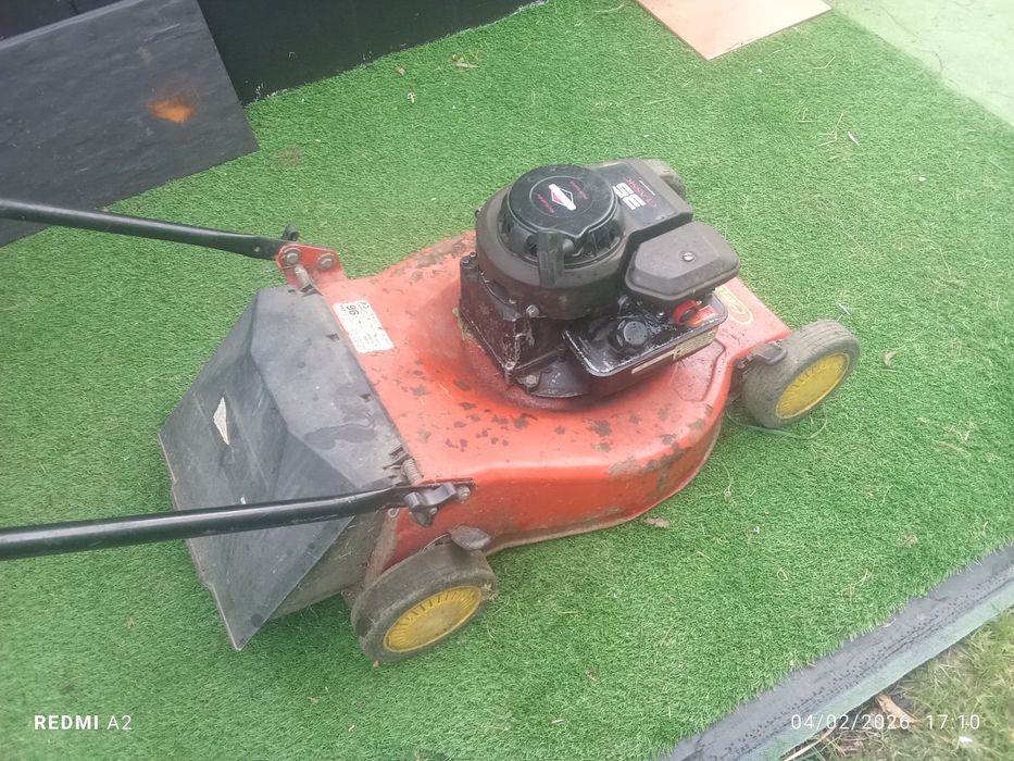 Corta relva gasolina