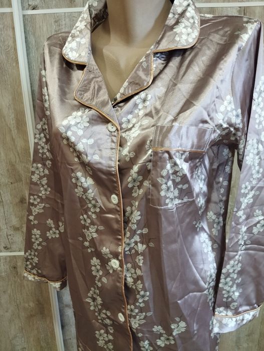 Нова піжама 42р,легенька