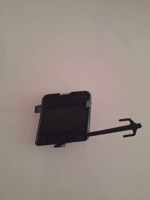 Zaslepka haka clio 4 polift przod