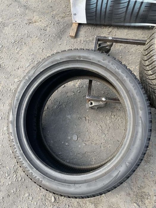 Шини  235/45 R19 Firestone 2022/24 рік 6,8/7,5 мм
