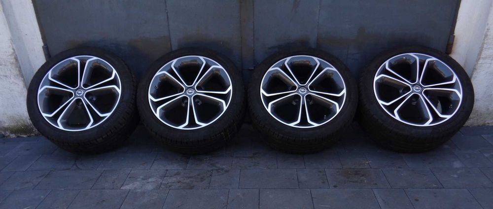 Oryginalne alufelgi OPEL Adam Corsa OPC 17 cali 5x110 + opony 7,5mm