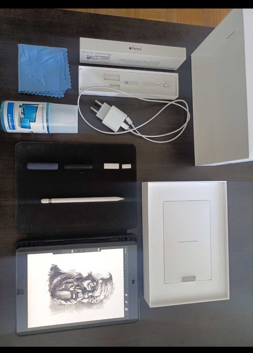 Apple iPad 9 generacji + Apple Pencil