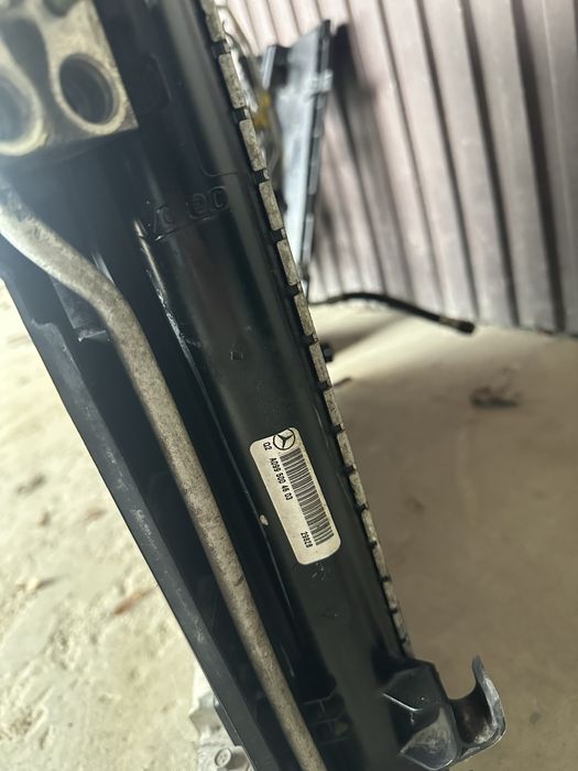 Радіатор основний мерседес gl166 м278 4.7 бітурбо