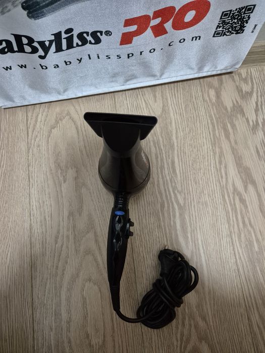 Продам оригінальний професійний фен BaByliss Caruso