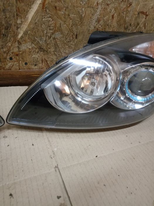 Передні фари Hyundai i30 Хюндай І30 2007-2012
