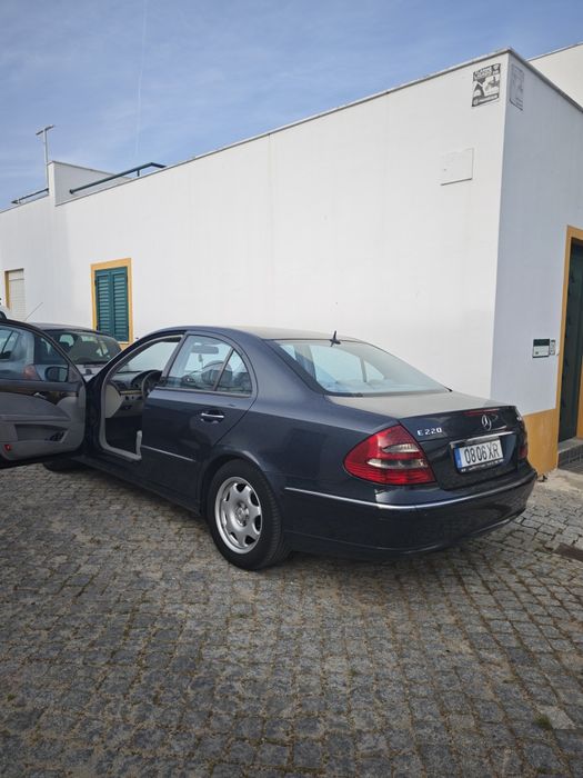 Mercedes bens e220