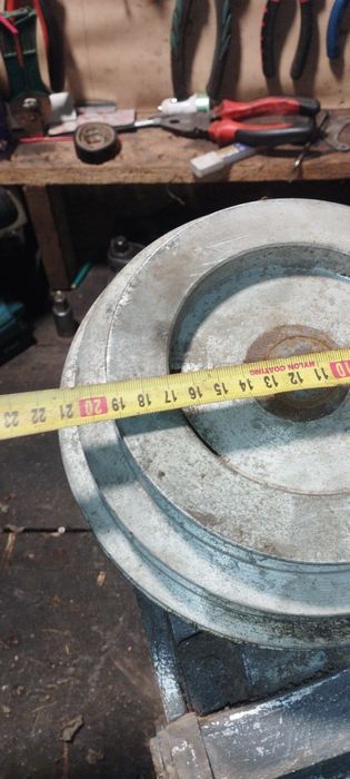 Продам редуктор . Продам редуктор для дровокола