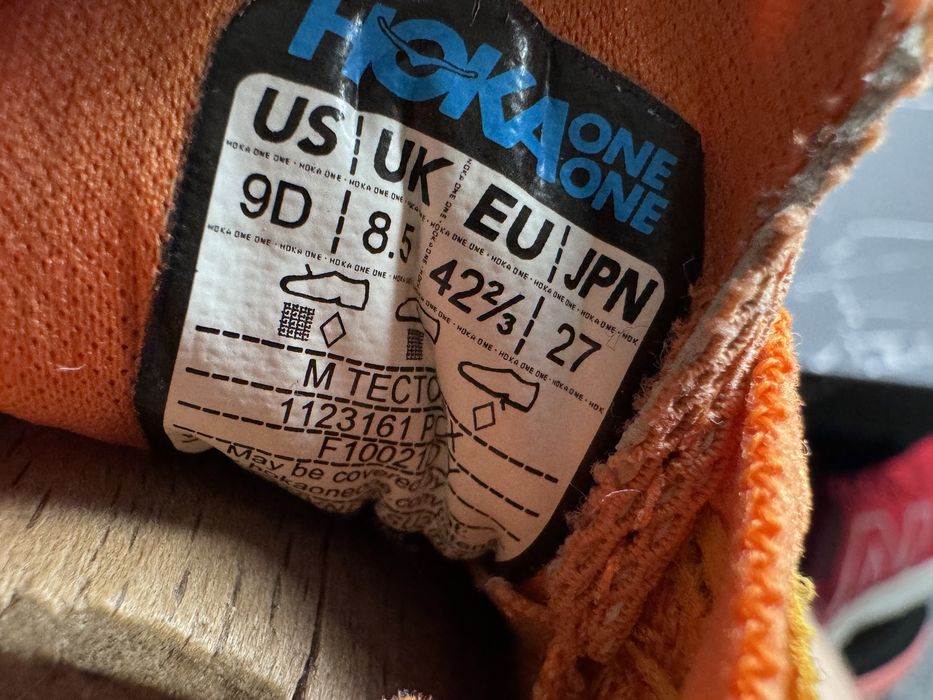 Оригінал Розмір 42.5 Кросівки Hoka One One Tecton X / Взуття