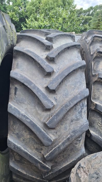 Opona 600/65/38 Mitas