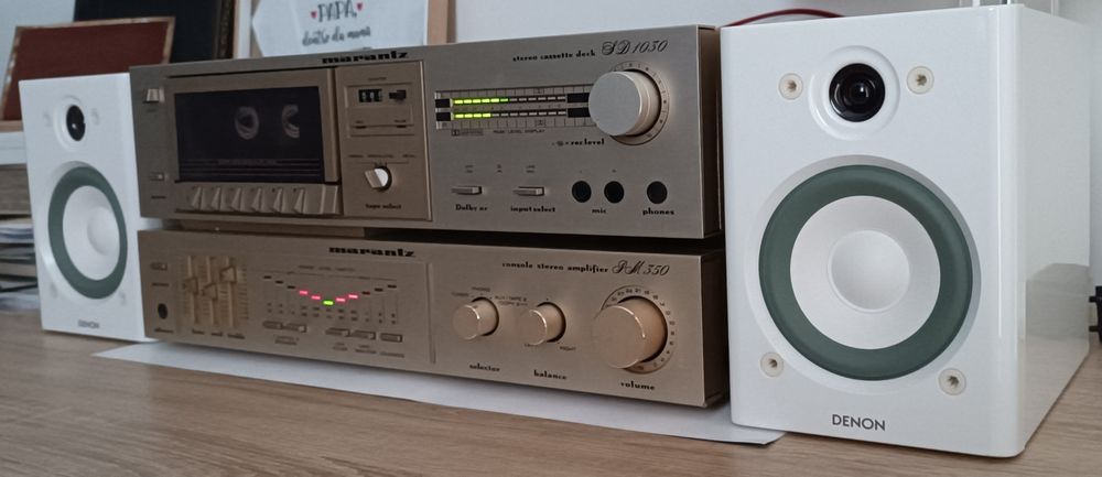 Amplificador, Colunas e Leitor de Cassetes.