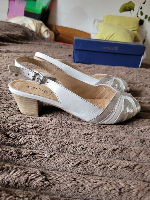 Sandały CAPRICE 36