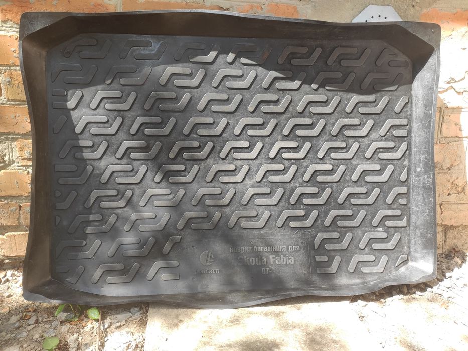 Килимок Skoda fabia 2 хетчбек